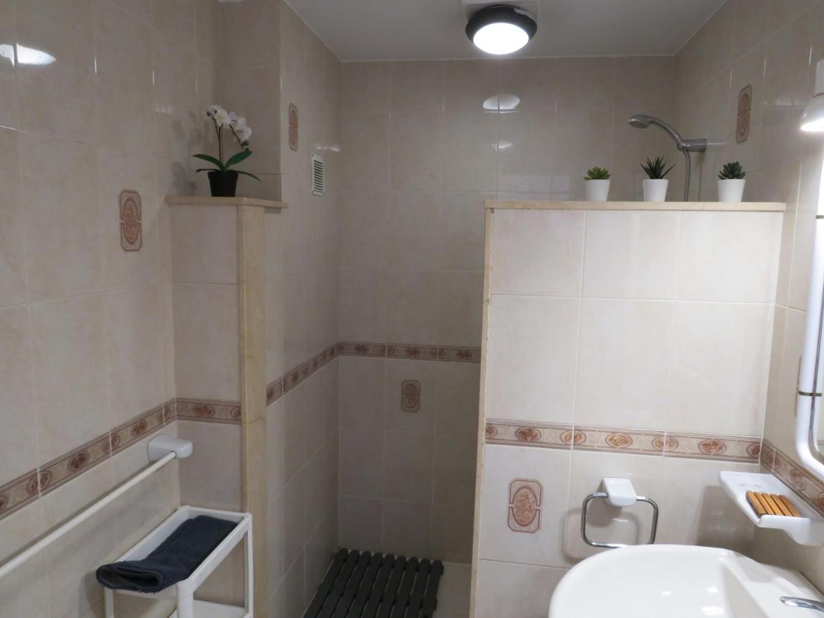 Modern Bright Old Town Two Bedroom Pdc Tías